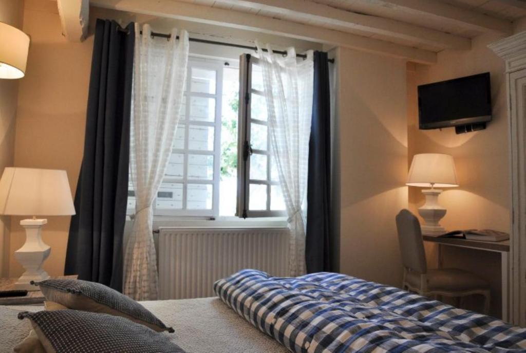Bed and Breakfast Mas Le 7 Saint-Andiol Exterior foto