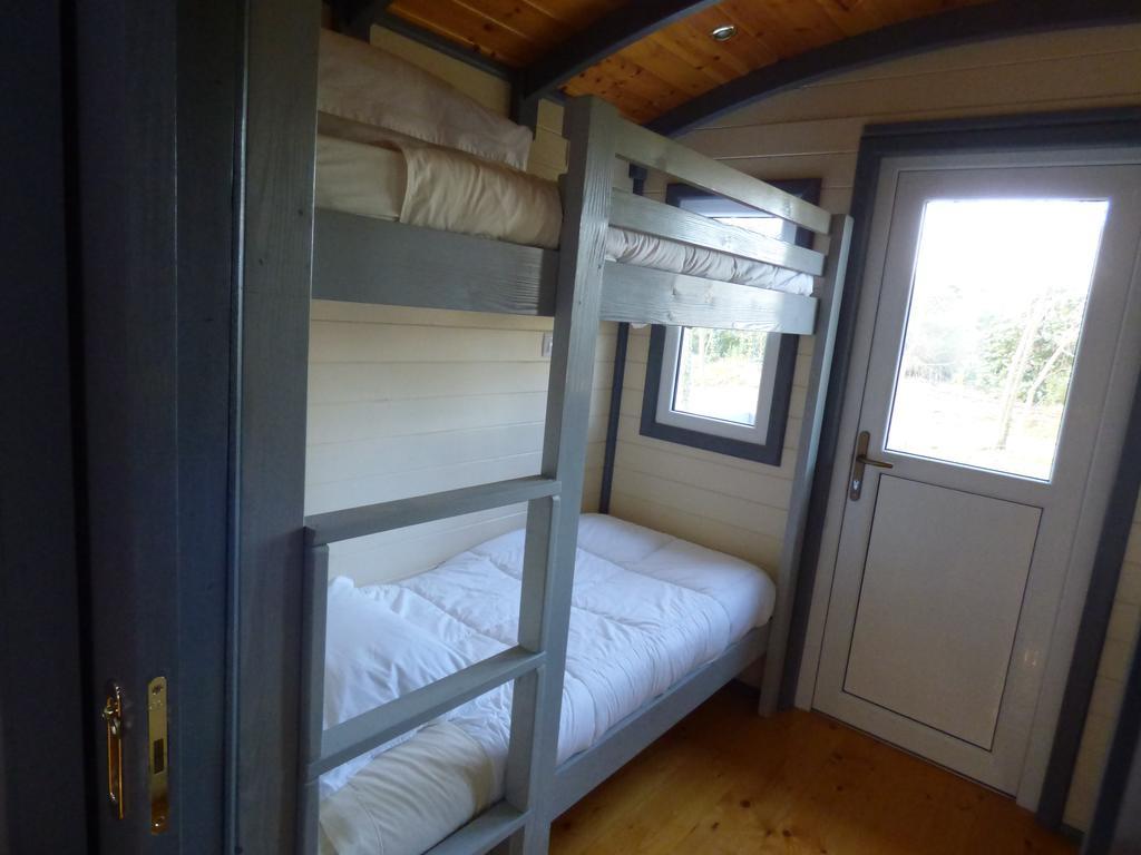 Bed and Breakfast Mas Le 7 Saint-Andiol Exterior foto